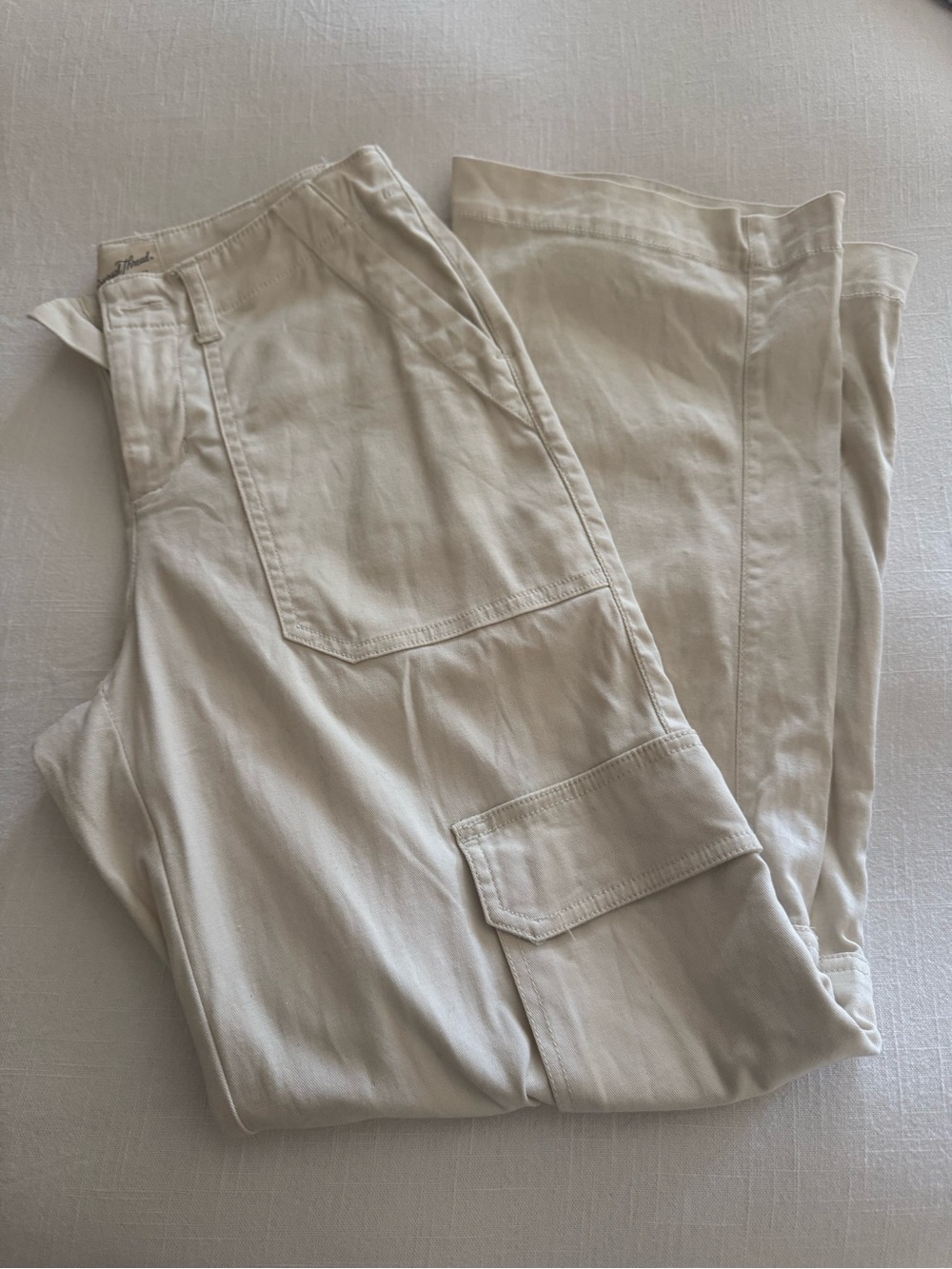 Universal Thread Ecru Cargo Baggy Jeans